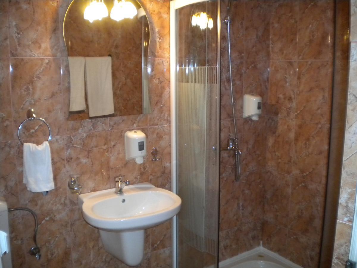 Motel Dalia Gilău Eksteriør bilde